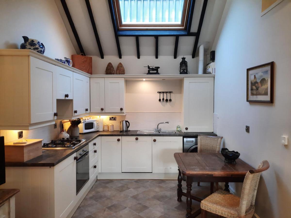 The Shippon, Parc Yr Odyn, Pentraeth, Anglesey Ll75 8Ul Villa Exteriör bild